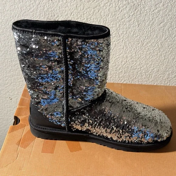 UGG Classic Short Boots with Sequins - Picture 5 of 8